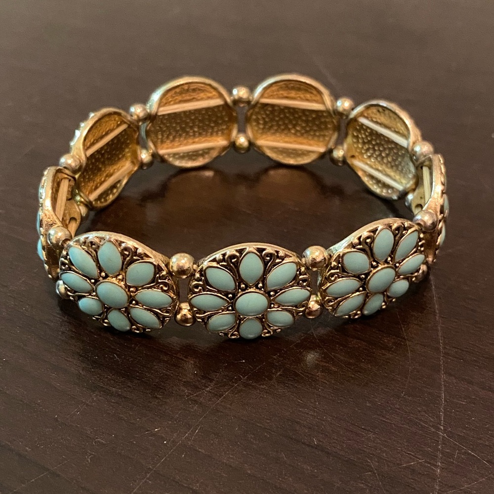 Teal flower bracelet